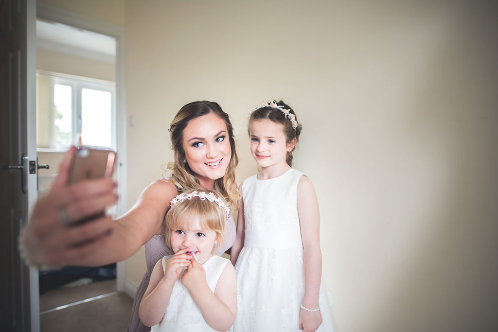 wedding photographer iphone selfie newbury berkshire