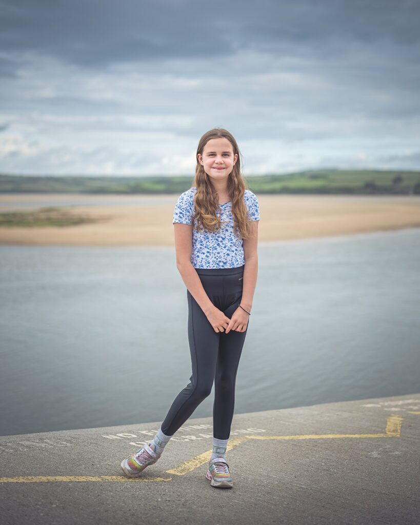 Padstow after a Rick Stiens fish and chips dinner 🐟

#padstow #padstowharbour #padstowcornwall #rickstein #rickstienpadstow #portrait #portraitphotography #coast #coastalliving #beachdinner #nikonz8 #nikonz50