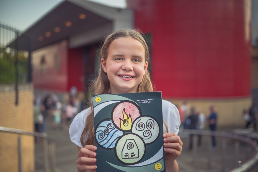 Thea had a great time at the Anvil for the Basingstoke Primary Schools music event 🎶

#bpsm #anvil #music #musicals #shows #theatre #portrait #eveningportrait #portraitphotography #candid #naturalportraits #noflash #nikonz8 #nikonz40mmf2 #newbury #berkshire