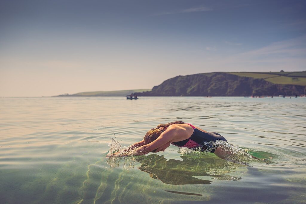 Swim in the Sea, Cove Cafe breakfast &amp; off to Mevagissey for a fresh fish 🐟 lunch 🌞

#cornwall #cornwallcoast #cornwallbeach #cornwallswim #cornwallswimming #cornwalluk #openwater #openwaterswimming #beaches #beachphotography #morningswim #exercise #diving #cornwallsun #nikonuk #nikonz40mmf2 #nikonz8