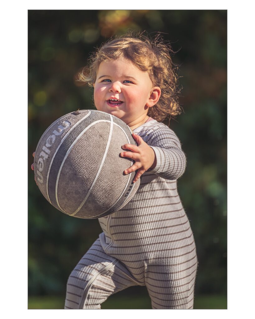 Jose playing in the garden 🏀 🌳 - Thanks to @kevinsheldrakephotography for letting me try an awsome 400mm f4.5 Z lens 🙏

#portrait #actionportrait #nikonz400mmf45vrs #playing #happy #smiling #candidportrait #nikonuk #newbury #berkshire #photographer